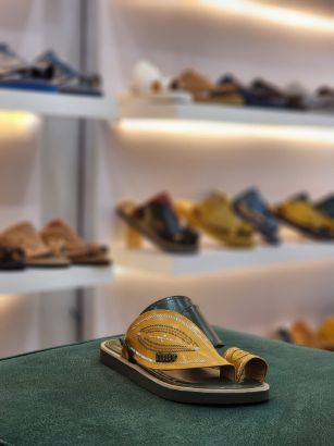 صورة زبيري وطني مطرز يدوي مديل م62